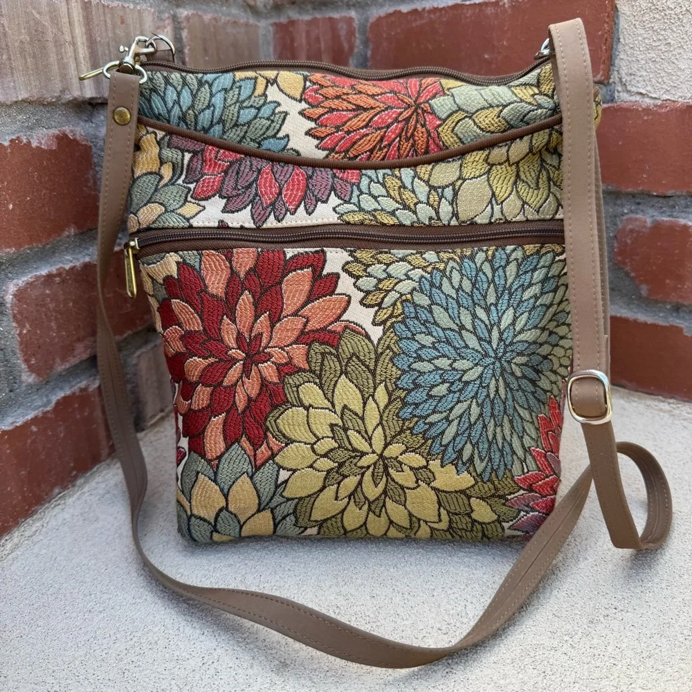 VTG Danny K Beverly Hills Tapestry Fall Floral Crossbody Bag | Made in USA 🇺🇸